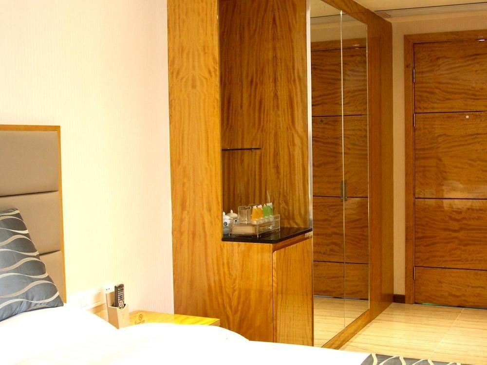 Guangzhou Youyuanherui Hotel エクステリア 写真